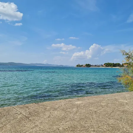 Mary Apartman Sukošan