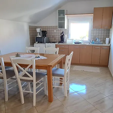 Mary Apartment